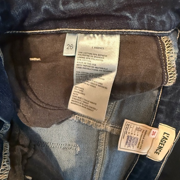 Ruth Mixed Media Coated
Straight Leg Jeans
Color: Magnolia/ Black Coated - Picture 10 of 10